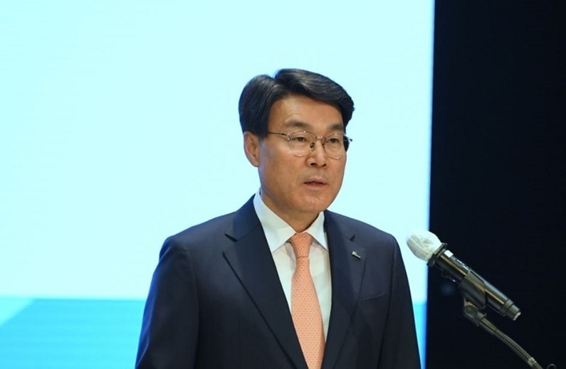 최정우 포스코 회장은 “기업시민 경영이념의 체질화를 넘어 새로운 기업 경영 모델로 발전시키고 지속적으로 혁신하여 철강 산업의 ESG경영 선도기업으로 자리매김하겠다”고 밝혔다. (사진: 포스코)
