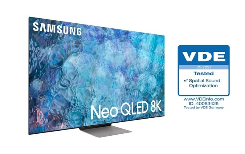 삼성 Neo QLED가 업계 최초로 독일 인증 기관 VDE(Verband Deutscher Elektrotechniker)의 ‘공간 최적화 사운드(Spatial Sound Optimization)’ 기술을 인증받았다. (사진: 삼성전자)