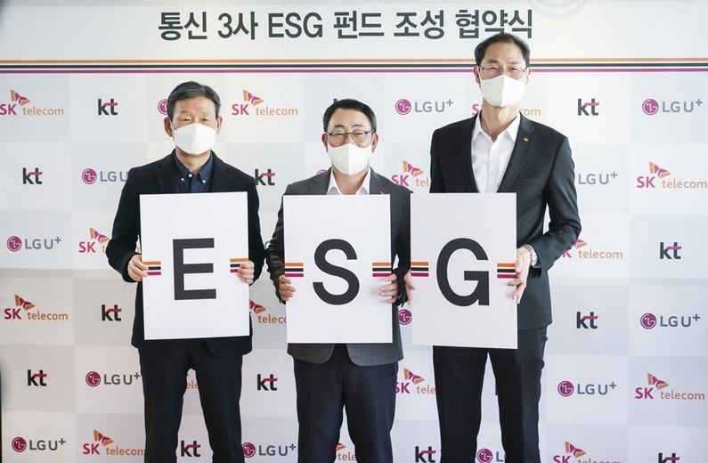 (왼쪽부터) LG유플러스 황현식 대표, SKT 유영상 대표, KT 박종욱 사장
