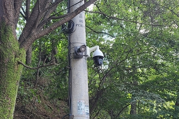 서초구에 야간 관제용으로 설치된 FLIR DM-624. (출처 : 텔레다인 플리어)