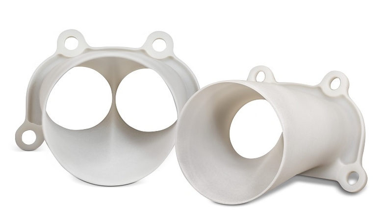 3D Systems의 SLS 380 3D 프린터에서 새 DuraForm PAx Natural 소재를 사용해 생산된 산업용 덕트. DuraForm PAx Natural는 프린팅 온도가 비교적 낮아서 생산 주기를 35% 앞당기고 제작 간격까지 줄일 수 있다. (출처: 3D 시즈템즈코리아)