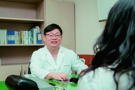 강서송도병원 김칠석 원장.