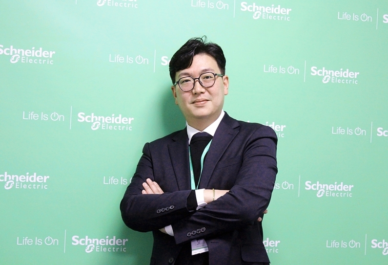 슈나이더 일렉트릭 코리아 인더스트리 사업부 김대은 매니저