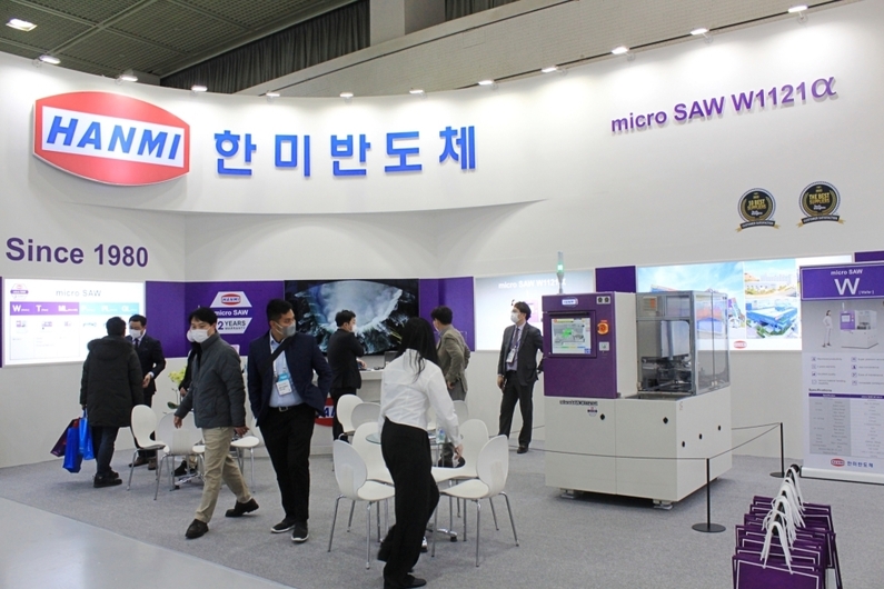 한미반도체 부스 전경