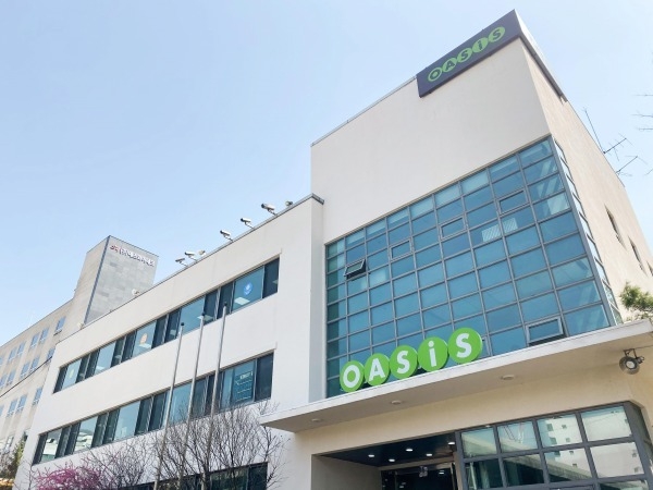 오아시스마켓 본사 전경