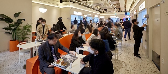 식당렌탈은 목돈을 들이지 않고 작게 시작할 수 있고, 다양한 테스트와 고객 경험까지 쌓을 수 있어 MZ세대 창업자들로부터 높은 인기를 끌고 있다. 사진은 먼키시청역점. (제공: 먼키)