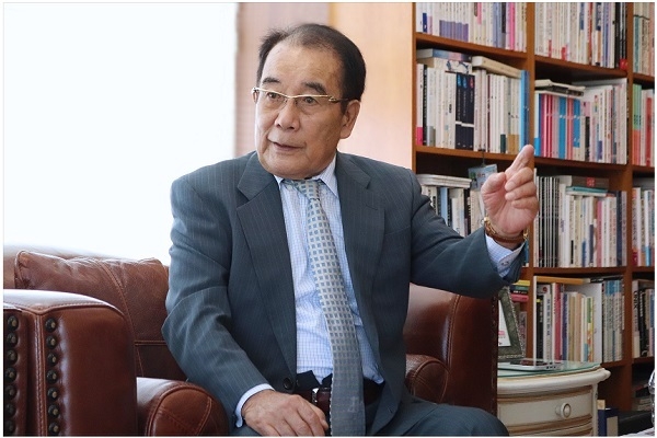 이토 회장은 “젊은이들이 제조업을 기피하고 세계를 계속 리드해 나가는 것을 소홀히 한다면 미래는 없다”며 “젊은 인재들이 일하고 싶어 하는 매력적인 회사로 거듭나는 것이 중요하다”고 말했다.