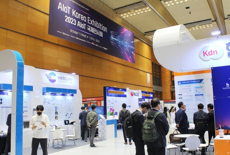 2023 AIoT 국제전시회 전시장 전경 (출처 : 헬로티)