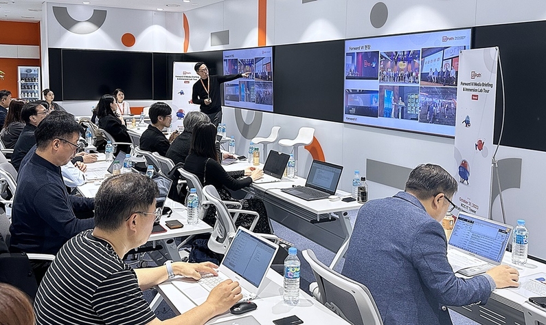 서울 용산구 소재 KCC IT타워에서 '유아이패스 포워드 6 기자간담회 및 이머전 랩 투어' 행사가 진행됐다. (출처 : 헬로티)