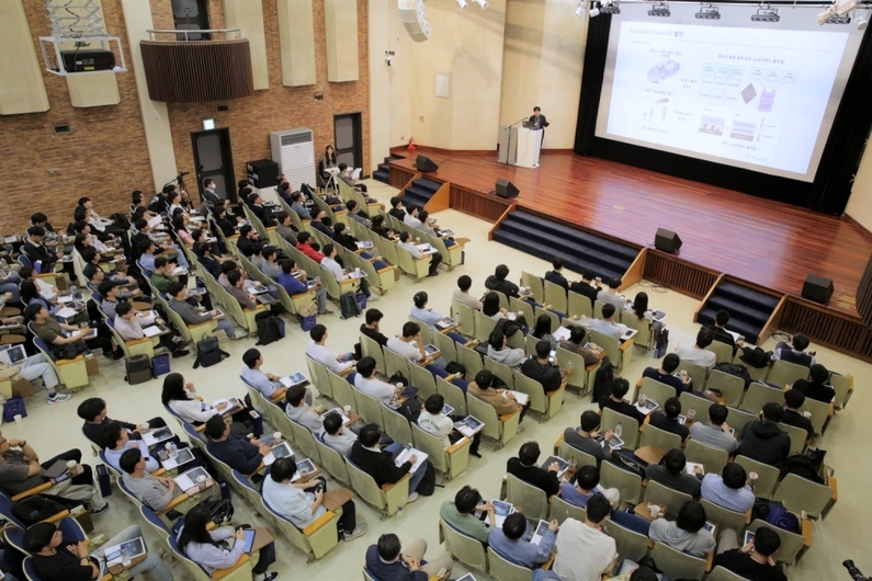 AUTOSAR Day With mobilgene 2023 현장 사진 (출처 : 현대오토에버)