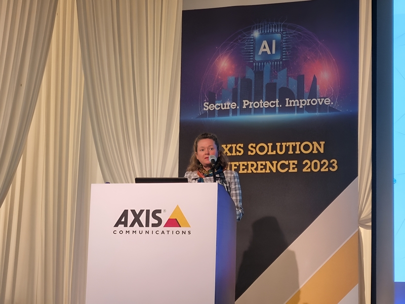 마리 헬렌 만사드 Axis APAC 비즈니스 개발 부문 디렉터가 기조연설을 발표하고 있다. (사진: 헬로티)