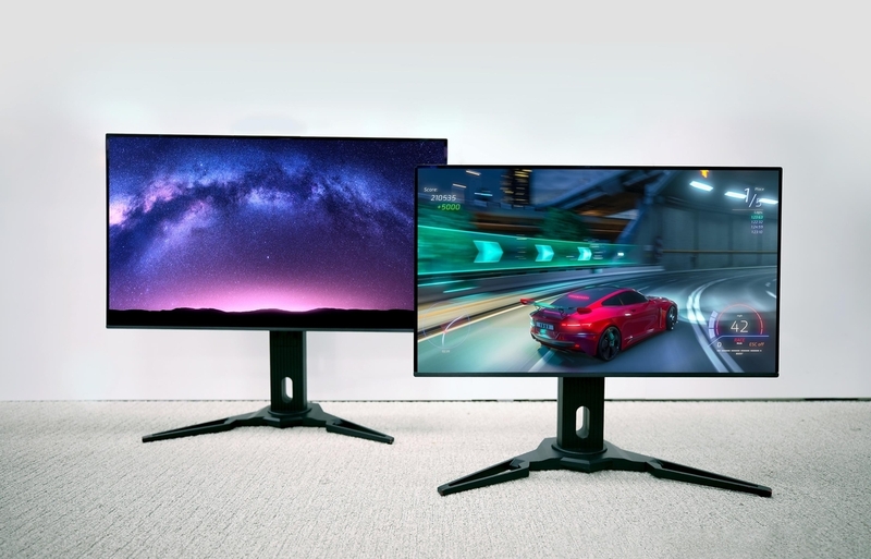 UHD 31.5형(왼쪽)과 360㎐ QHD 27형 (출처 : 삼성디스플레이)