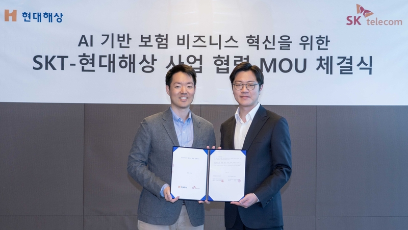 SKT 유경상 CSO(오른쪽)와 현대해상 정경선 CSO (출처 : SKT)