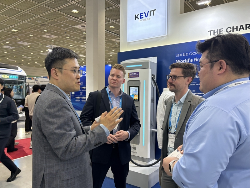 KEVIT은 EVS37에 참가해 DR충전과 PnC기반의 충전 솔루션을 선보였다. (출처 : KEVIT)