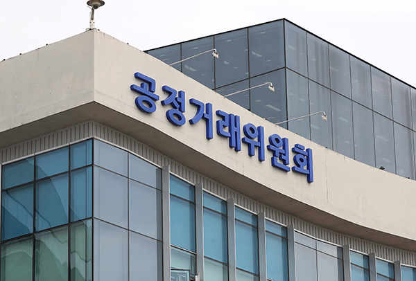 공정위는 12개 업체의 부당 공동행위에 대해 시정명령과 과징금 104억5,900만원을 부과한다고 2일 밝혔다.