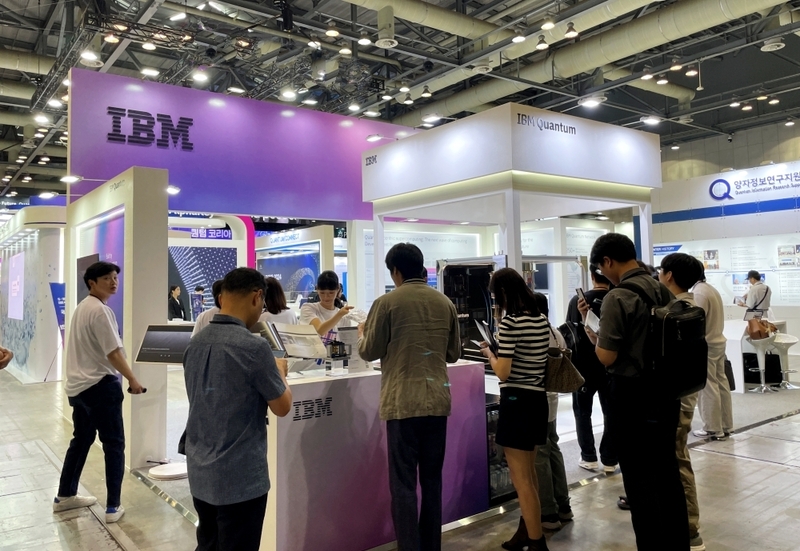퀀텀 코리아 2024에 참가한 IBM 부스 전경 (출처 : 헬로티)