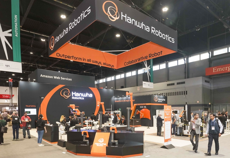 한화로보틱스가 IMTS 2024 현장에서 신규 협동로봇 기체 'HCR-10L'을 비롯해 다양한 로봇 솔루션을 공개했다. (출처 : 한화로보틱스)