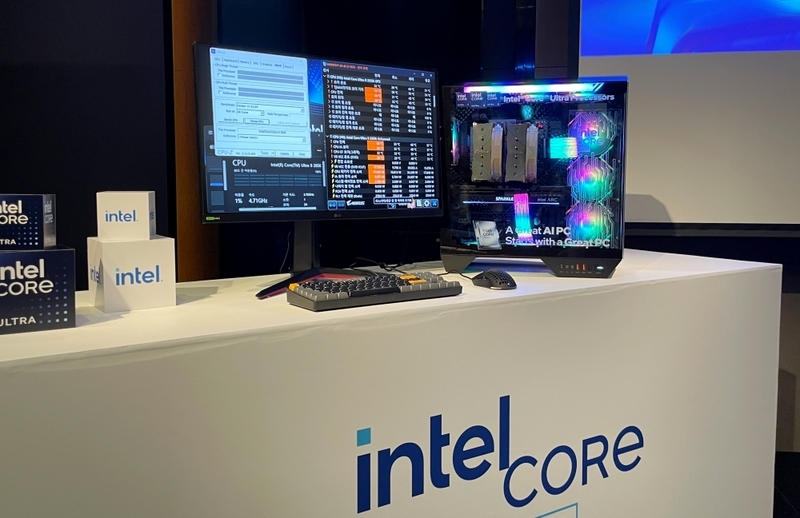데스크탑에 탑재된 인텔 AI PC 프로세서 (출처 : 헬로티)