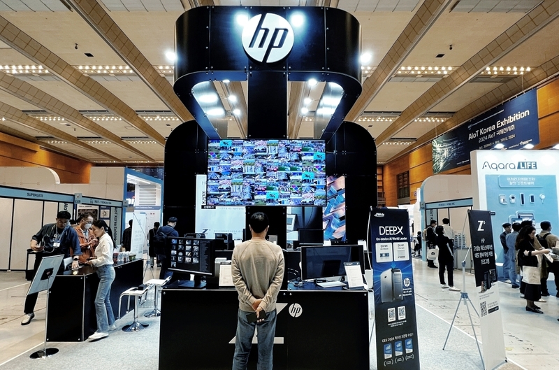 딥엑스가 2024 AIoT 국제 전시회에 HP와 함께 참여했다. 