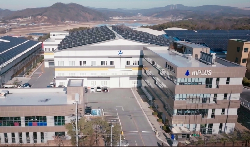 ▲ 충북 청주시 소재 엠플러스 사옥 전경 (출처 : 엠플러스)