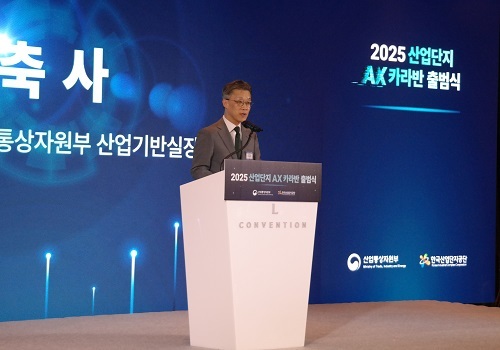 오승철 산업통상자원부 산업기반실장은 “AI는 계획부터 경영까지 기업 전 주기에 영향을 미칠 수 있는 핵심 기술”이라며, “AX 카라반이 기업과 AI 기술의 접점을 넓히는 출발점이 될 것”이라고 말했다.