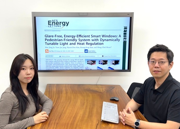 조회정 제1저자(왼쪽), 문홍철 교수 (출처 : KAIST)