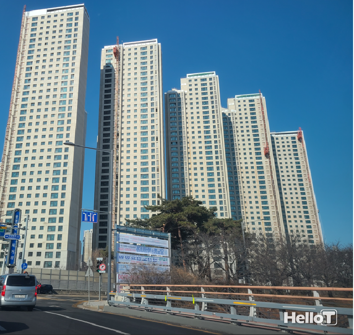 참고 사진 / 금융위원회는 부동산 시장의 과열과 이에 따른 주택담보대출(주담대) 급증에 따르는 ‘가계부채 관리 강화 방안을 발표하였다.