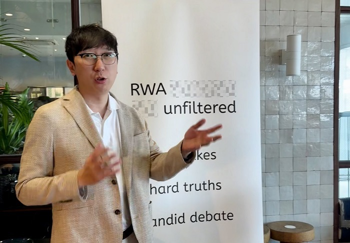 위블록이 토큰 2049(TOKEN2049)에서 한국형 RWA의 비전을 제시하고 있다. (제공: 위블록)