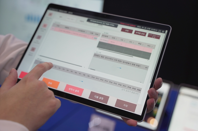 고우아이티의 플랫폼은 태블릿 환경에서도 활용 가능하다. (출처 : 헬로티 최재규 기자)