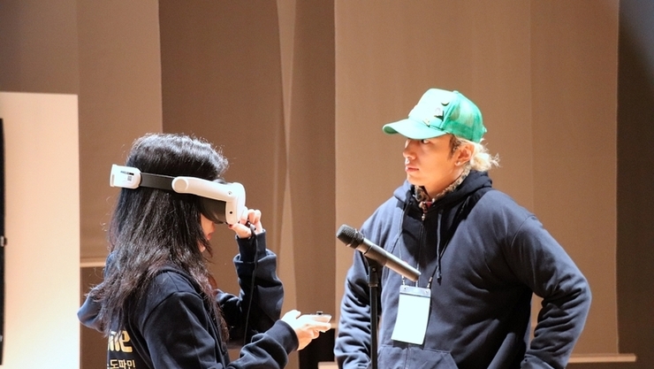 [헬로컬처] 식스도파민 “AI가 벽을 무너뜨리는 순간 프레임은 무대로, 관객은 진짜 참여자가 된다”