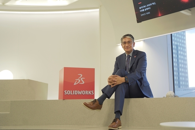 [헬로DX] 불통의 CAD 에러에 ‘지능적 가이드’를...다쏘시스템이 그리는 ‘AI 동반자 시대’