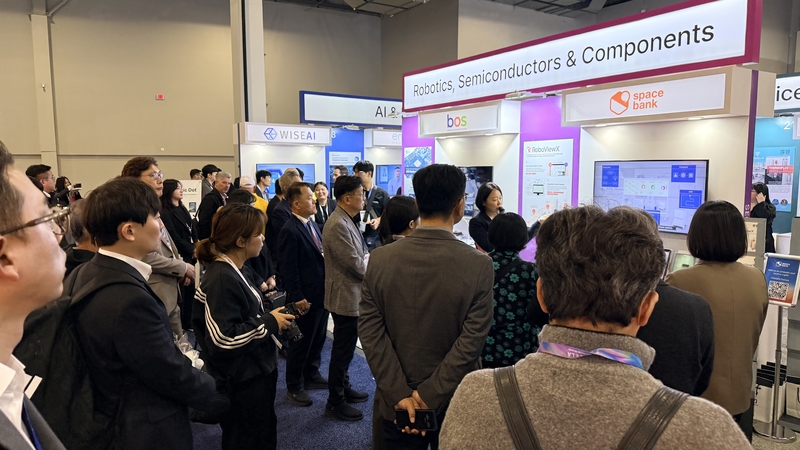 "다종·이기종 로봇 원격 제어부터 OTA까지"...스페이스뱅크 '로보뷰... - 뉴스 썸네일 이미지