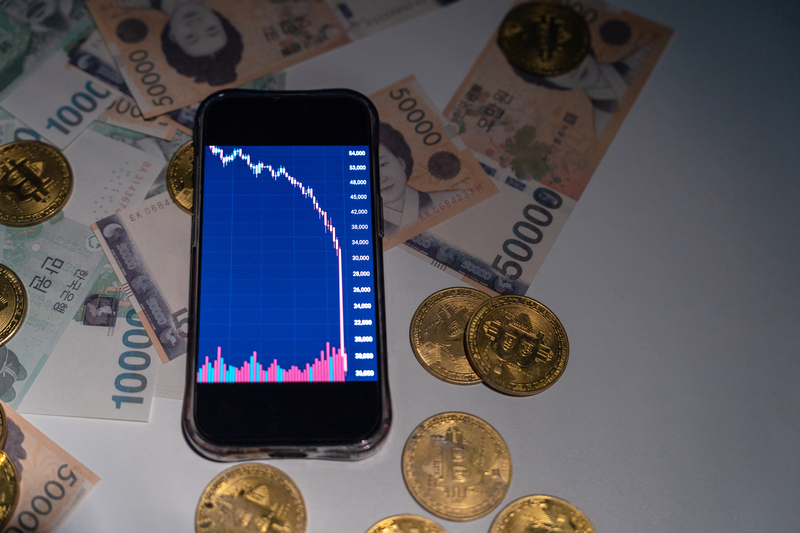 [헬로스톡] 4/28 주목할 종목 : SK스퀘어·LG이노텍·한화오션·에이비엘... - 뉴스 썸네일 이미지